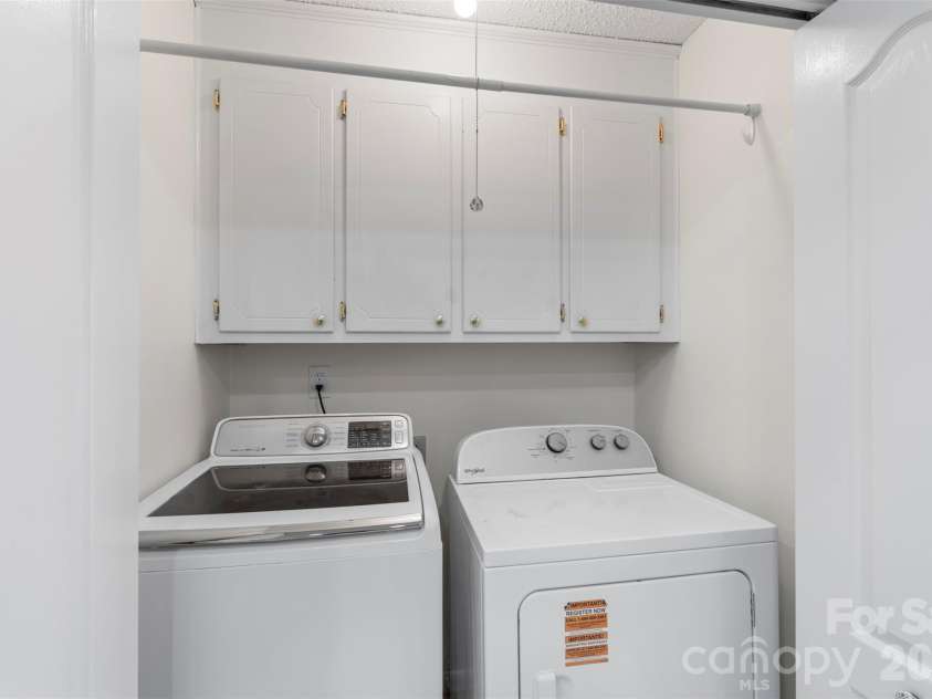 7619 Mariner Cove Drive, Cornelius, NC 28031.  MLS# CAR4357290, YatesRealty ID 30312. 