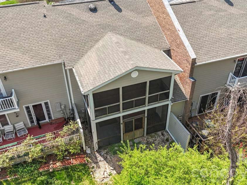 7619 Mariner Cove Drive, Cornelius, NC 28031.  MLS# CAR4357290, YatesRealty ID 30312. 