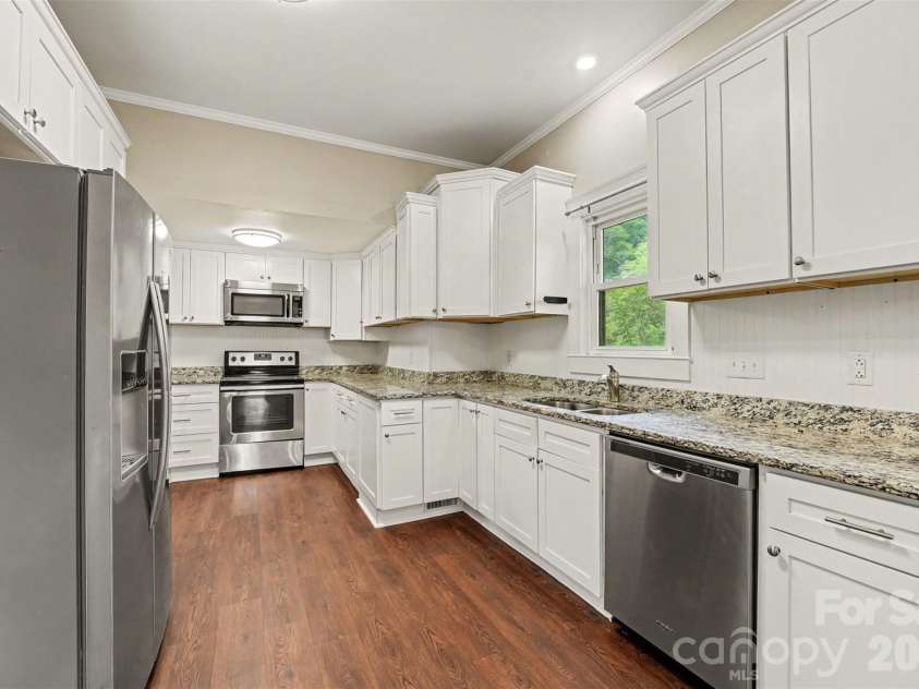 95 Central Avenue, China Grove, NC 28023.  MLS# CAR4393074, YatesRealty ID 30313. 