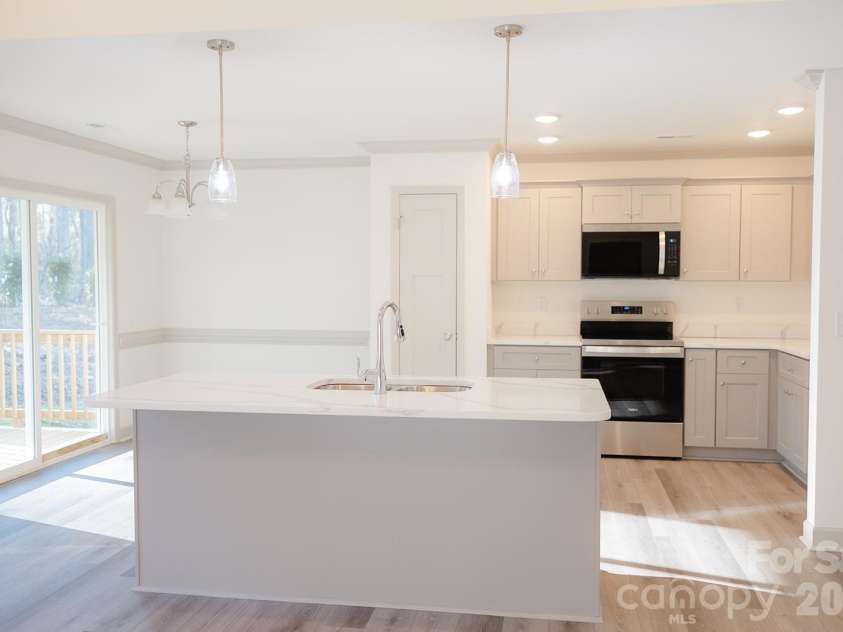 1254 Rainbow Circle, Catawba, SC 29704.  MLS# CAR4393205, YatesRealty ID 30315. 