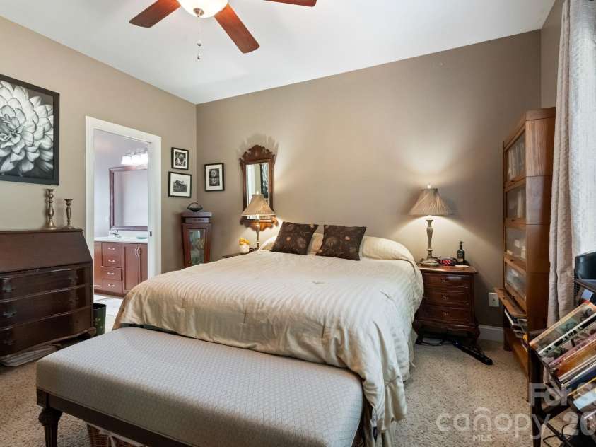 1621 Herbie Circle, Newton, NC 28658.  MLS# CAR4393224, YatesRealty ID 30316. 