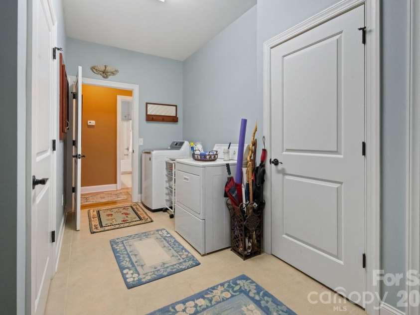 1621 Herbie Circle, Newton, NC 28658.  MLS# CAR4393224, YatesRealty ID 30316. 