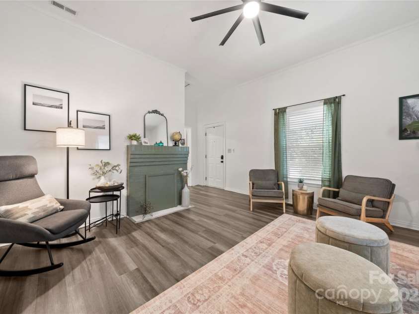 309 Frayser Street, Rock Hill, SC 29730.  MLS# CAR4276919, YatesRealty ID 30316. 