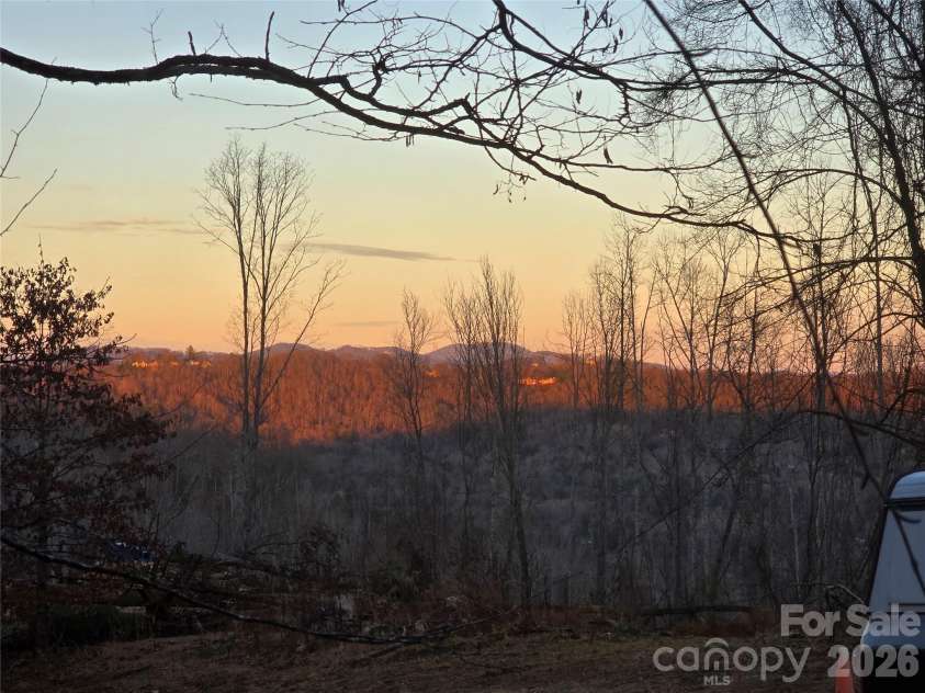 1480 Davis Mountain Road, Hendersonville, NC 28739.  MLS# CAR4390501, YatesRealty ID 30320. Sunsets from Parcel 1