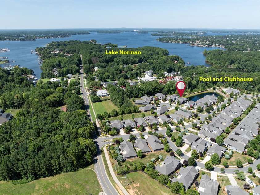 15012 Courtside Cove Lane, Cornelius, NC 28031.  MLS# CAR4286035, YatesRealty ID 30321. 