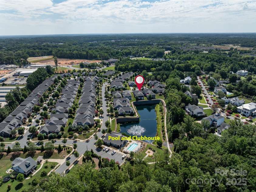 15012 Courtside Cove Lane, Cornelius, NC 28031.  MLS# CAR4286035, YatesRealty ID 30321. 