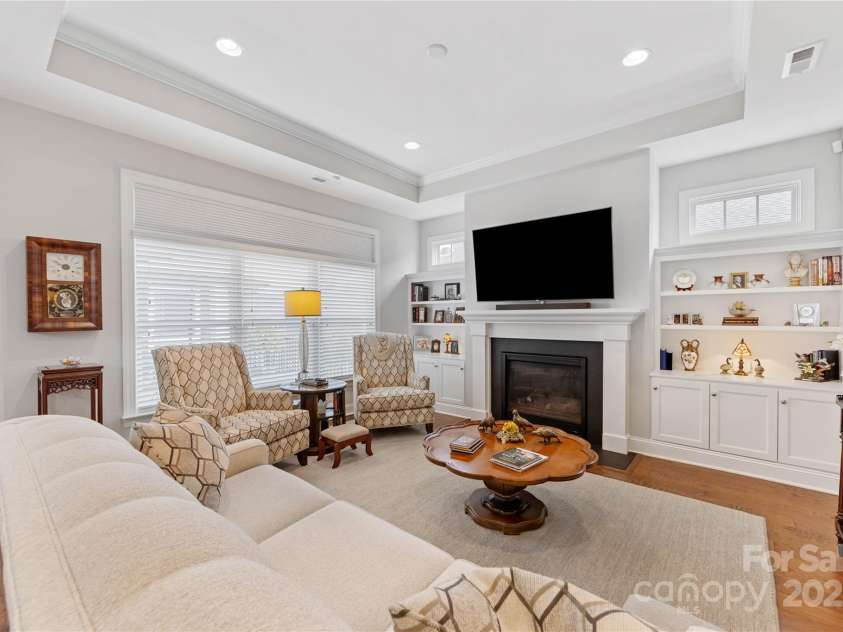 15012 Courtside Cove Lane, Cornelius, NC 28031.  MLS# CAR4286035, YatesRealty ID 30321. 