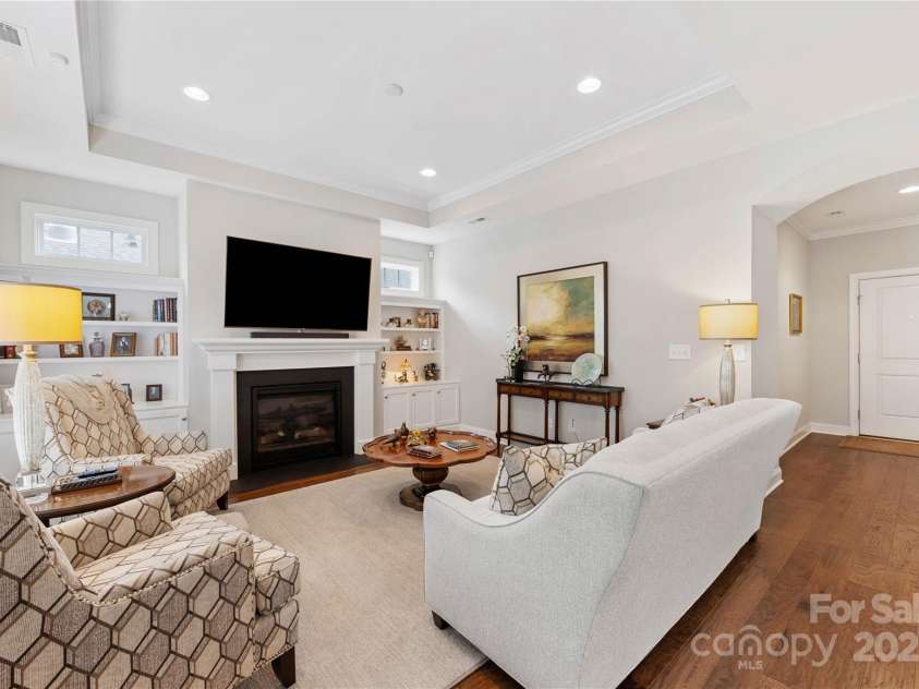 15012 Courtside Cove Lane, Cornelius, NC 28031.  MLS# CAR4286035, YatesRealty ID 30321. 