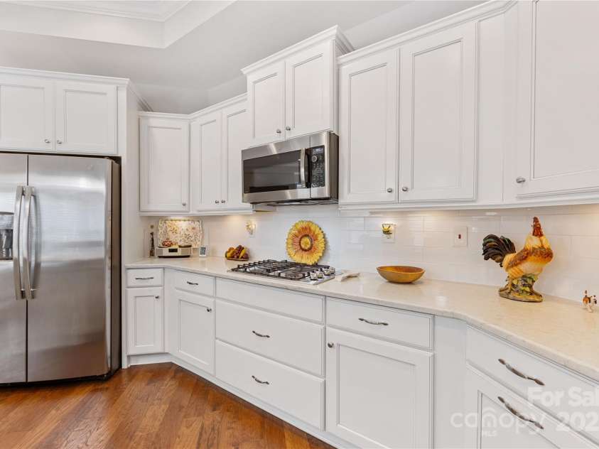 15012 Courtside Cove Lane, Cornelius, NC 28031.  MLS# CAR4286035, YatesRealty ID 30321. 