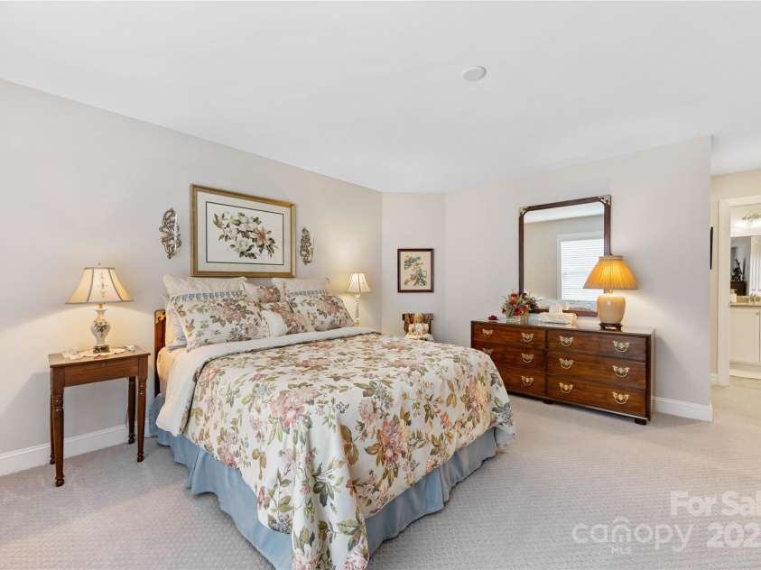 15012 Courtside Cove Lane, Cornelius, NC 28031.  MLS# CAR4286035, YatesRealty ID 30321. 