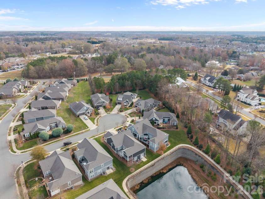 15012 Courtside Cove Lane, Cornelius, NC 28031.  MLS# CAR4326155, YatesRealty ID 30321. Aerial view of cul-de-sac