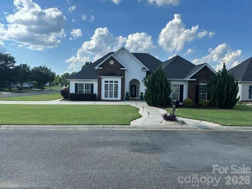 3001 Galena Chase Drive, Indian Trail, NC 28079.  MLS# CAR4389879, YatesRealty ID 30321. 