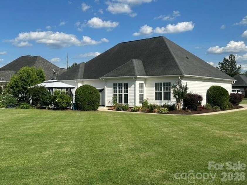 3001 Galena Chase Drive, Indian Trail, NC 28079.  MLS# CAR4389879, YatesRealty ID 30321. 