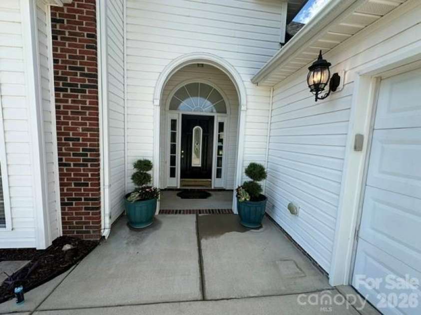 3001 Galena Chase Drive, Indian Trail, NC 28079.  MLS# CAR4389879, YatesRealty ID 30321. 
