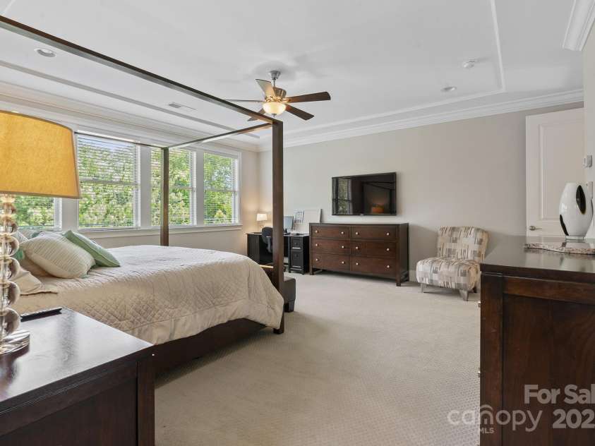 426 Kirkbride Court, Fort Mill, SC 29715.  MLS# CAR4270139, YatesRealty ID 30322. Primary Bedroom