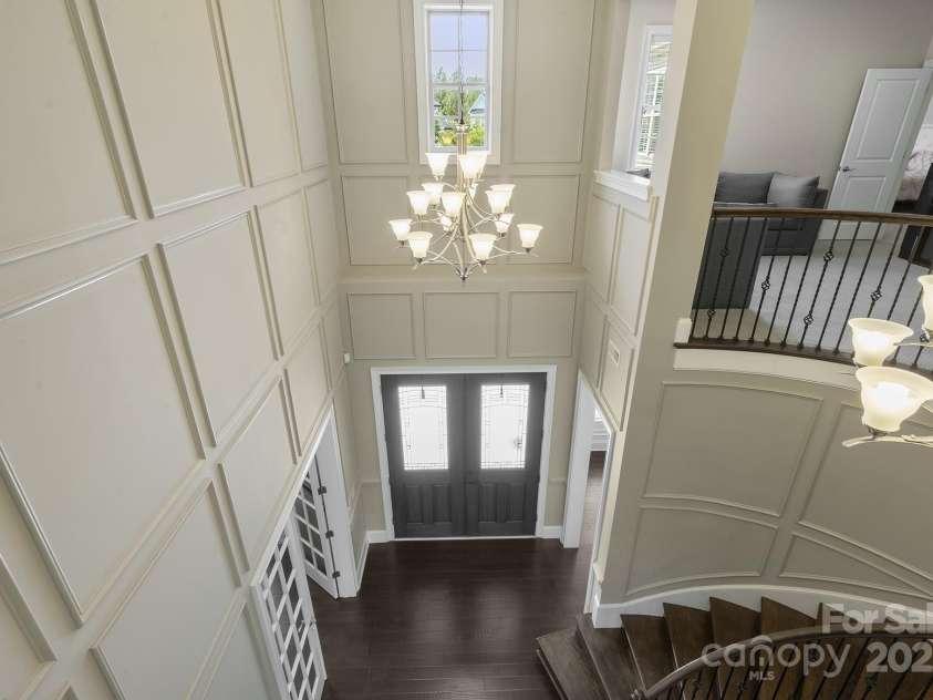 426 Kirkbride Court, Fort Mill, SC 29715.  MLS# CAR4270139, YatesRealty ID 30322. Upstairs Loft area overlooks foyer