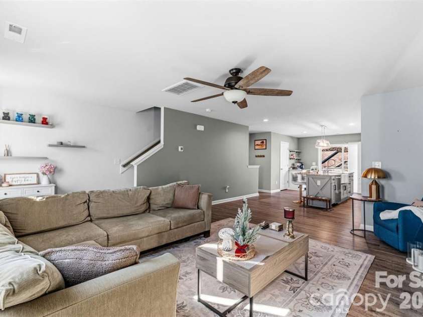 8236 Waxhaw Highway, Waxhaw, NC 28173.  MLS# CAR4389250, YatesRealty ID 30322. 