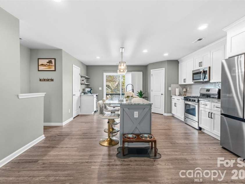 8236 Waxhaw Highway, Waxhaw, NC 28173.  MLS# CAR4389250, YatesRealty ID 30322. 
