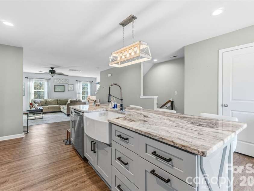 8236 Waxhaw Highway, Waxhaw, NC 28173.  MLS# CAR4389250, YatesRealty ID 30322. 
