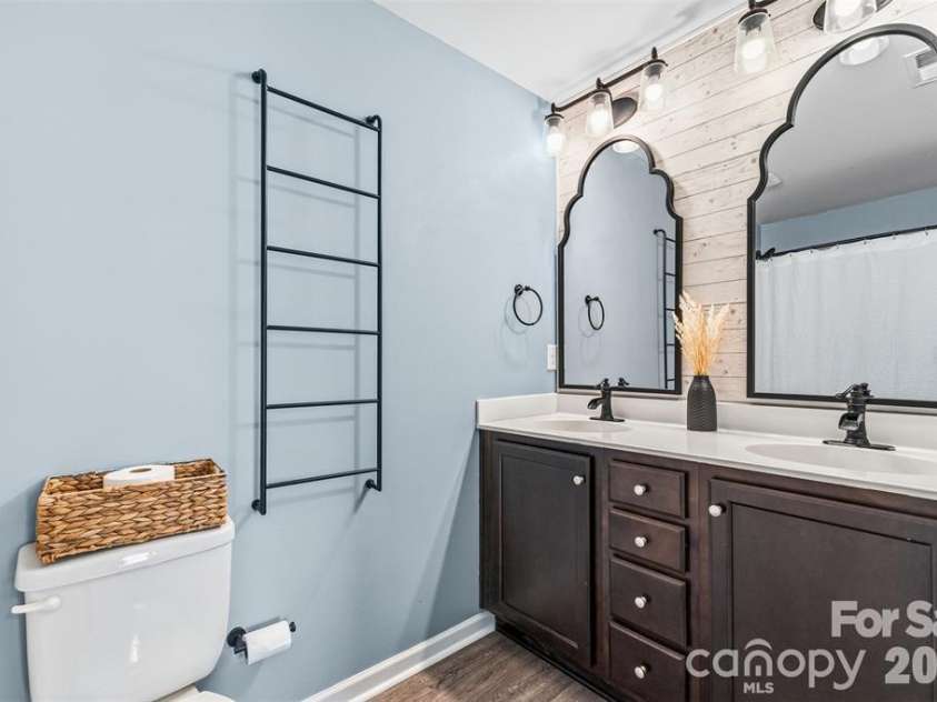 8236 Waxhaw Highway, Waxhaw, NC 28173.  MLS# CAR4389250, YatesRealty ID 30322. 