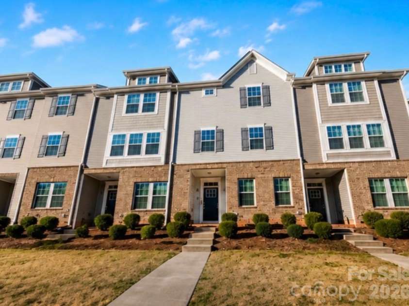 8236 Waxhaw Highway, Waxhaw, NC 28173.  MLS# CAR4389250, YatesRealty ID 30322. 