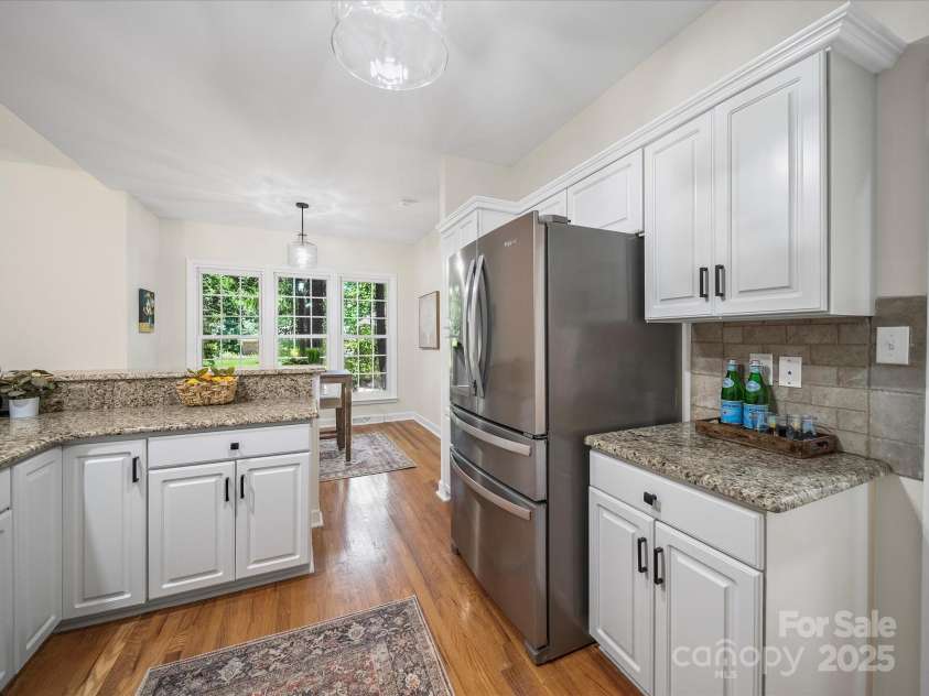 210 Wessex Way, Fort Mill, SC 29708.  MLS# CAR4278832, YatesRealty ID 30324. Kitchen