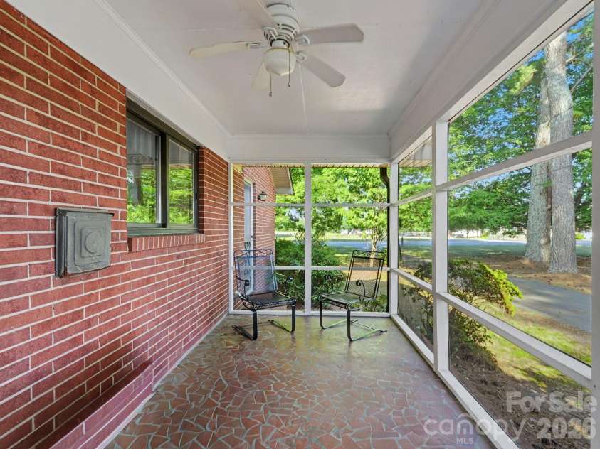 1006 Main Street, Landis, NC 28088.  MLS# CAR4391096, YatesRealty ID 30325. 