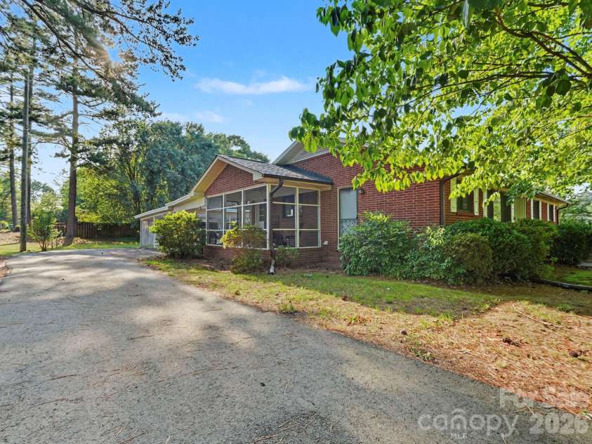 1006 Main Street, Landis, NC 28088.  MLS# CAR4391096, YatesRealty ID 30325. 