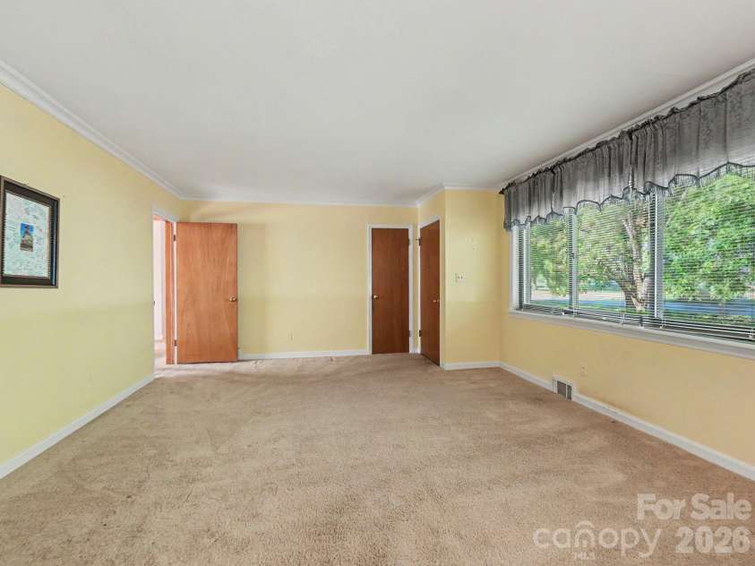 1006 Main Street, Landis, NC 28088.  MLS# CAR4391096, YatesRealty ID 30325. 
