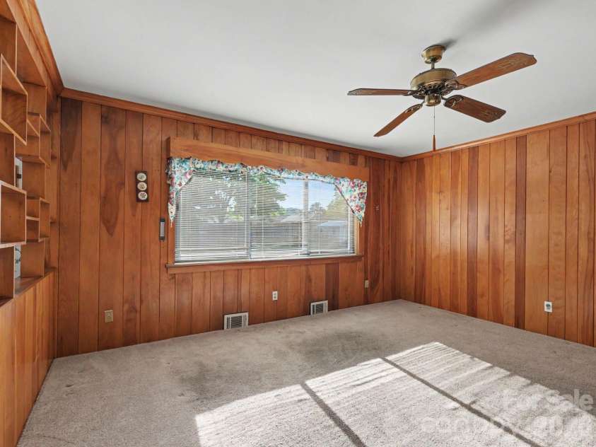 1006 Main Street, Landis, NC 28088.  MLS# CAR4391096, YatesRealty ID 30325. 