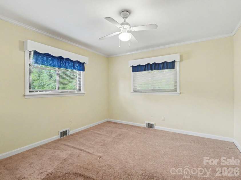 1006 Main Street, Landis, NC 28088.  MLS# CAR4391096, YatesRealty ID 30325. 
