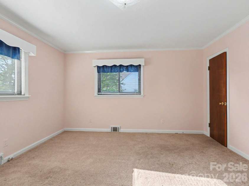 1006 Main Street, Landis, NC 28088.  MLS# CAR4391096, YatesRealty ID 30325. 