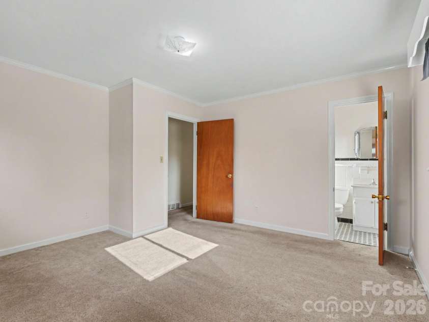1006 Main Street, Landis, NC 28088.  MLS# CAR4391096, YatesRealty ID 30325. 