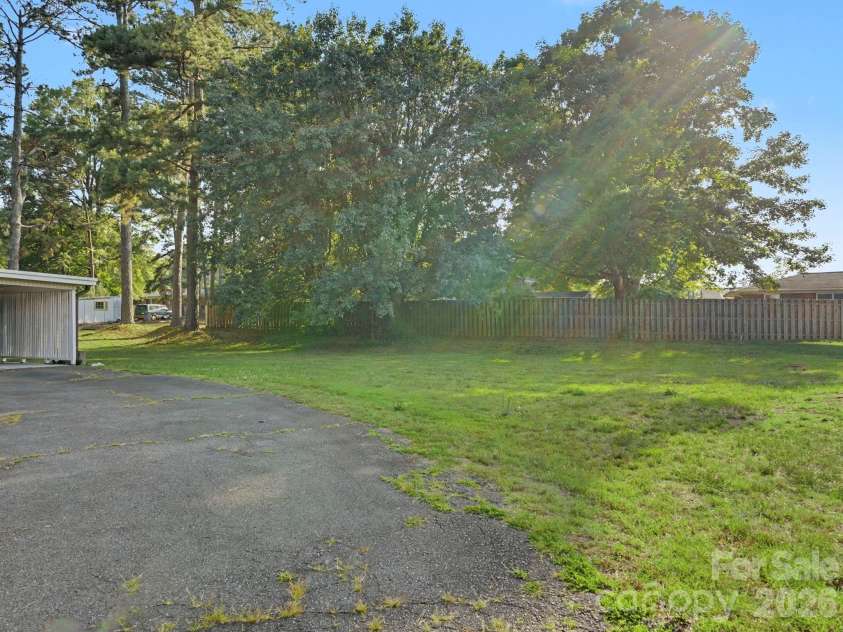 1006 Main Street, Landis, NC 28088.  MLS# CAR4391096, YatesRealty ID 30325. 