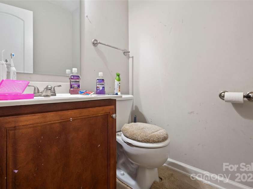 3324 Benson Place, Fayetteville, NC 28306.  MLS# CAR4283164, YatesRealty ID 30325. 