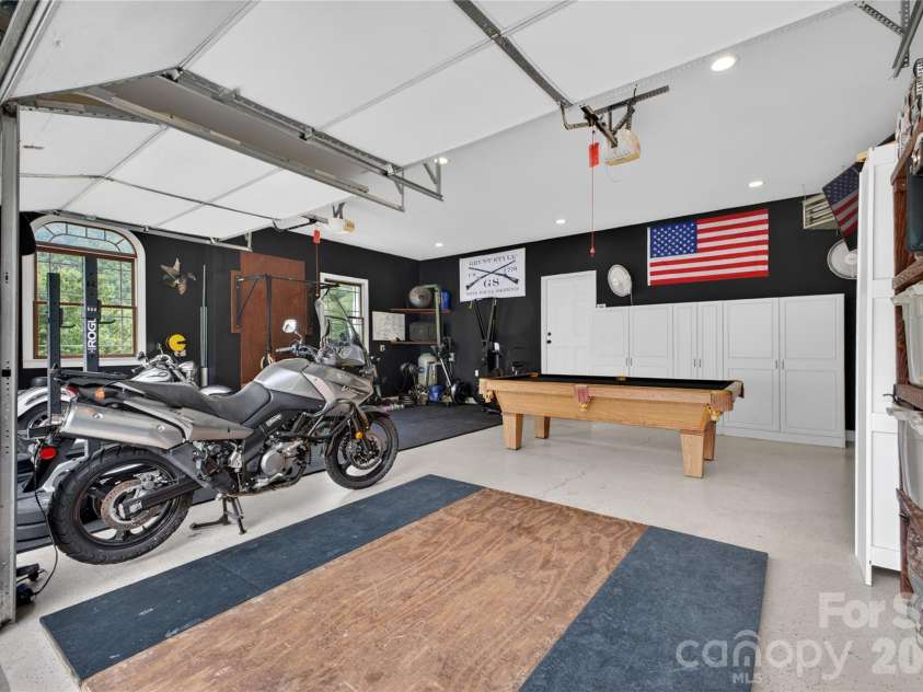 227 Black Bear Cove, Clyde, NC 28721.  MLS# CAR4393191, YatesRealty ID 30326. Heated Recreation Room