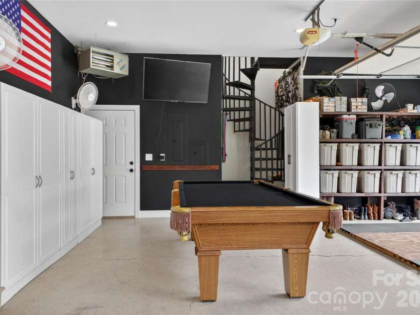 227 Black Bear Cove, Clyde, NC 28721.  MLS# CAR4393191, YatesRealty ID 30326. Heated Recreation Room