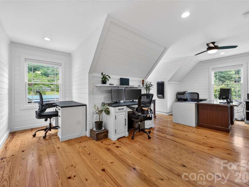 227 Black Bear Cove, Clyde, NC 28721.  MLS# CAR4393191, YatesRealty ID 30326. Office above garage
