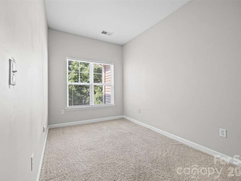 12363 Copper Mountain Boulevard, Charlotte, NC 28277.  MLS# CAR4393289, YatesRealty ID 30327. 