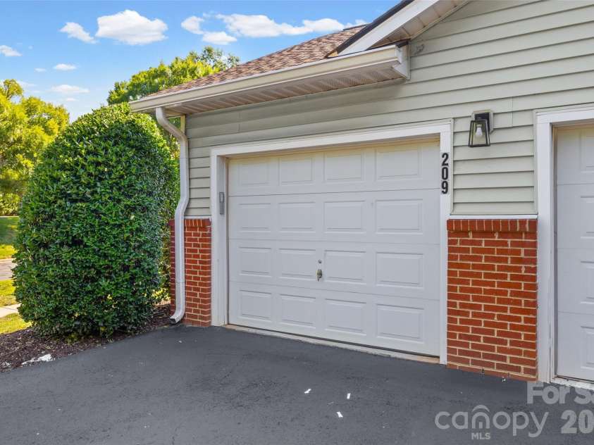 12363 Copper Mountain Boulevard, Charlotte, NC 28277.  MLS# CAR4393289, YatesRealty ID 30327. 
