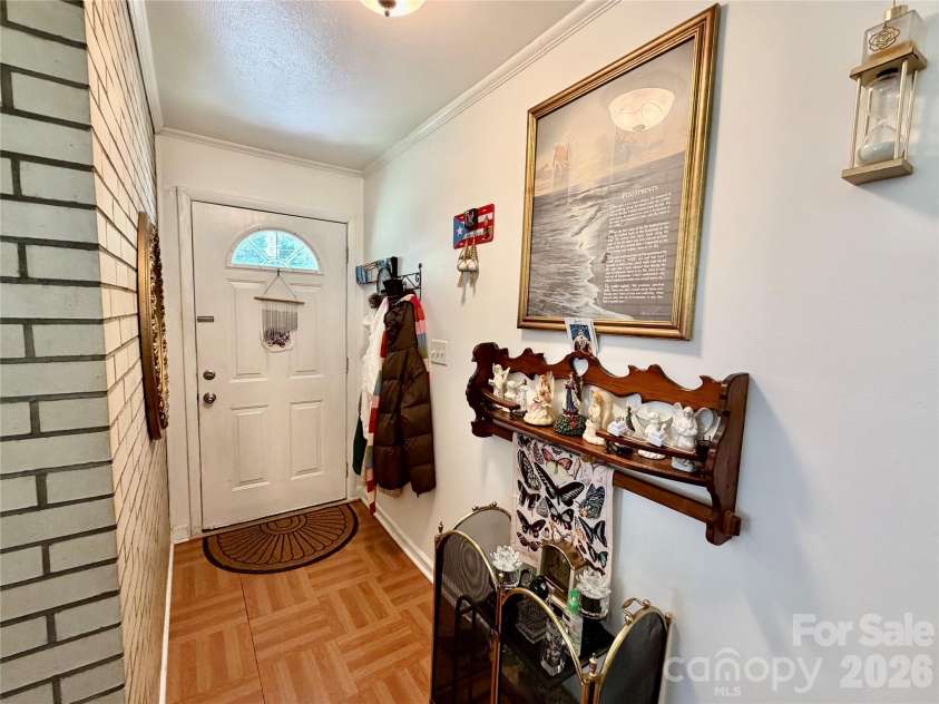 175 Neita Drive, Salisbury, NC 28147.  MLS# CAR4393344, YatesRealty ID 30328. 