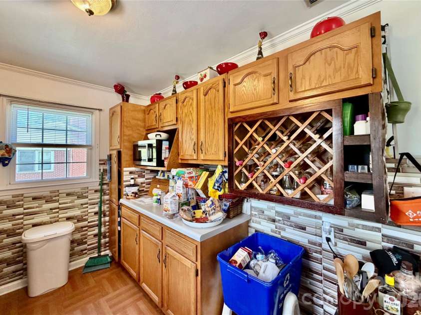 175 Neita Drive, Salisbury, NC 28147.  MLS# CAR4393344, YatesRealty ID 30328. 