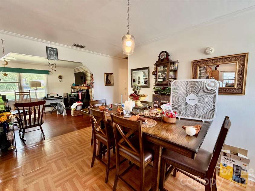 175 Neita Drive, Salisbury, NC 28147.  MLS# CAR4393344, YatesRealty ID 30328. 