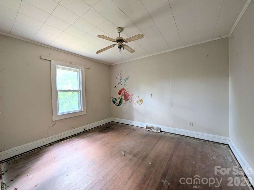 204 Brown Waterson Road, Cherryville, NC 28021.  MLS# CAR4393377, YatesRealty ID 30329. 