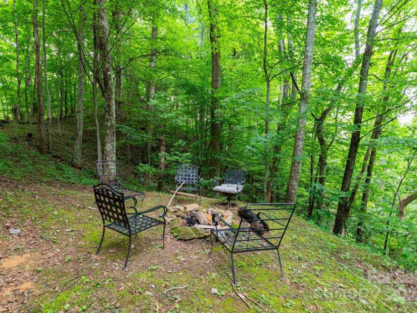 192 Granny Shepherd Road, Mars Hill, NC 28754.  MLS# CAR4285512, YatesRealty ID 3033. 
