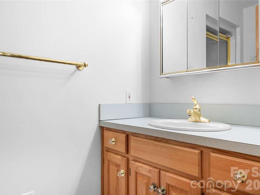 2241 Cordia Circle, Newton, NC 28658.  MLS# CAR4354263, YatesRealty ID 3033. 
