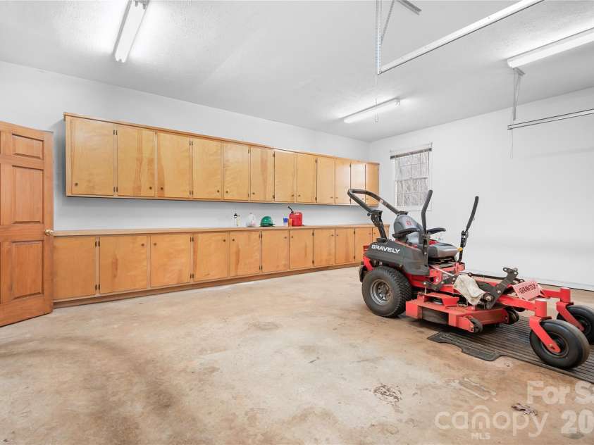 2241 Cordia Circle, Newton, NC 28658.  MLS# CAR4354263, YatesRealty ID 3033. 