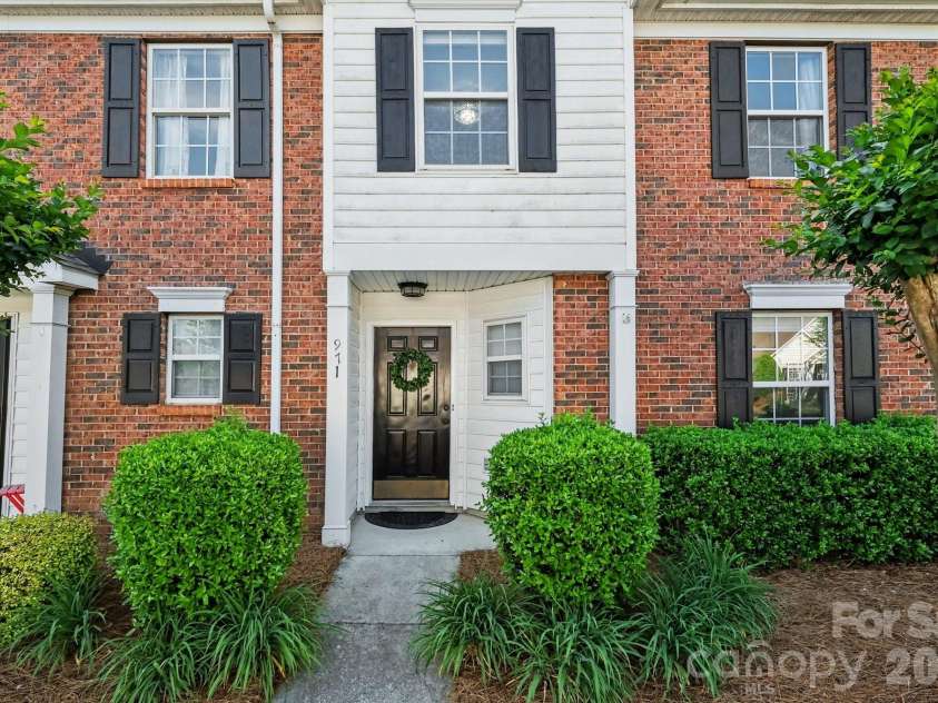 971 Heritage Parkway, Fort Mill, SC 29715.  MLS# CAR4371361, YatesRealty ID 30332. 