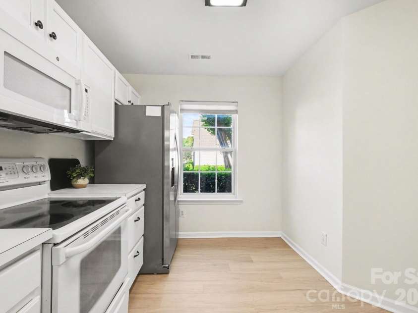 971 Heritage Parkway, Fort Mill, SC 29715.  MLS# CAR4371361, YatesRealty ID 30332. 