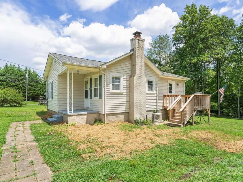 1837 Zion Road, Morganton, NC 28655.  MLS# CAR4283437, YatesRealty ID 30333. 